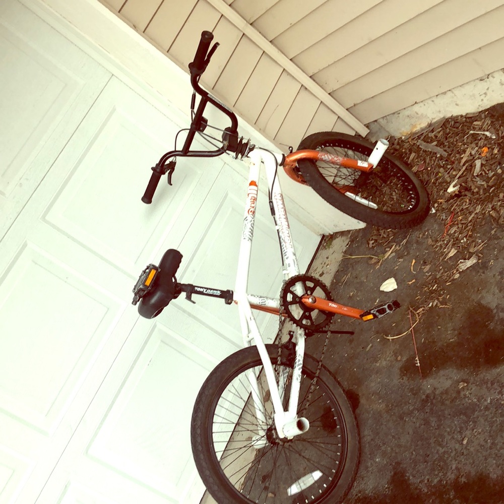 A bike broken pedal